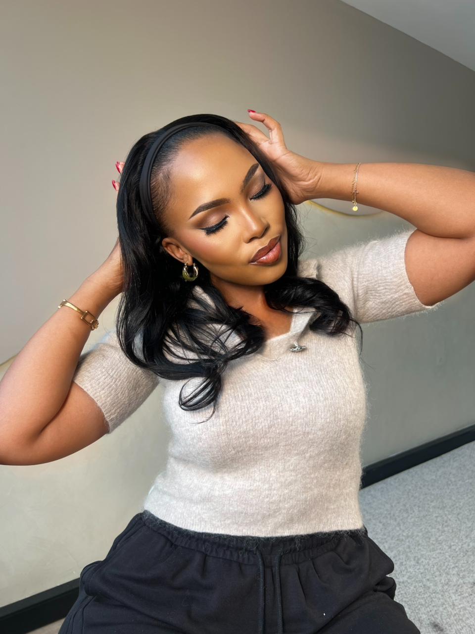 18" Straight Peruvian Headband Wig