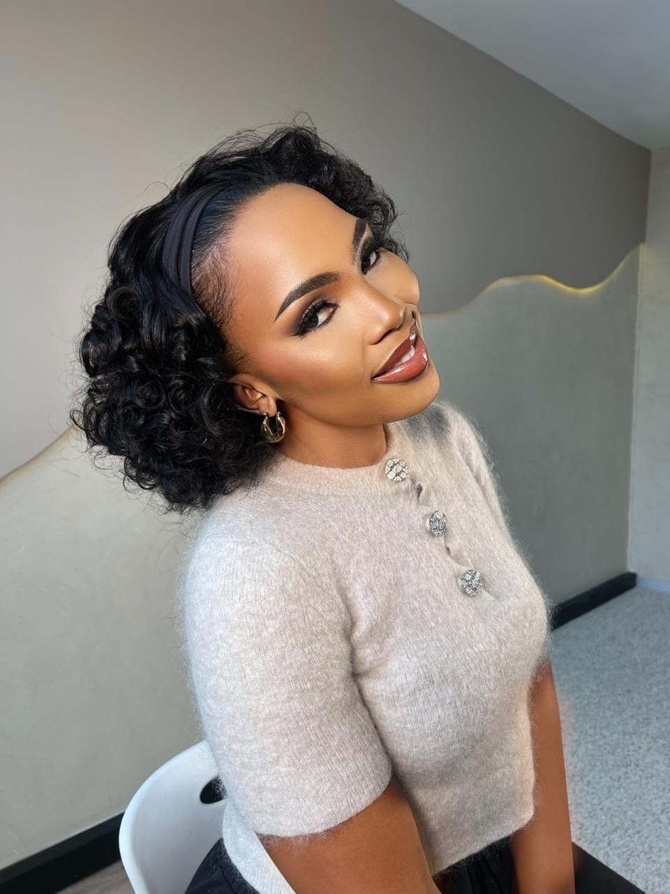 14" Vogue Headband Wig