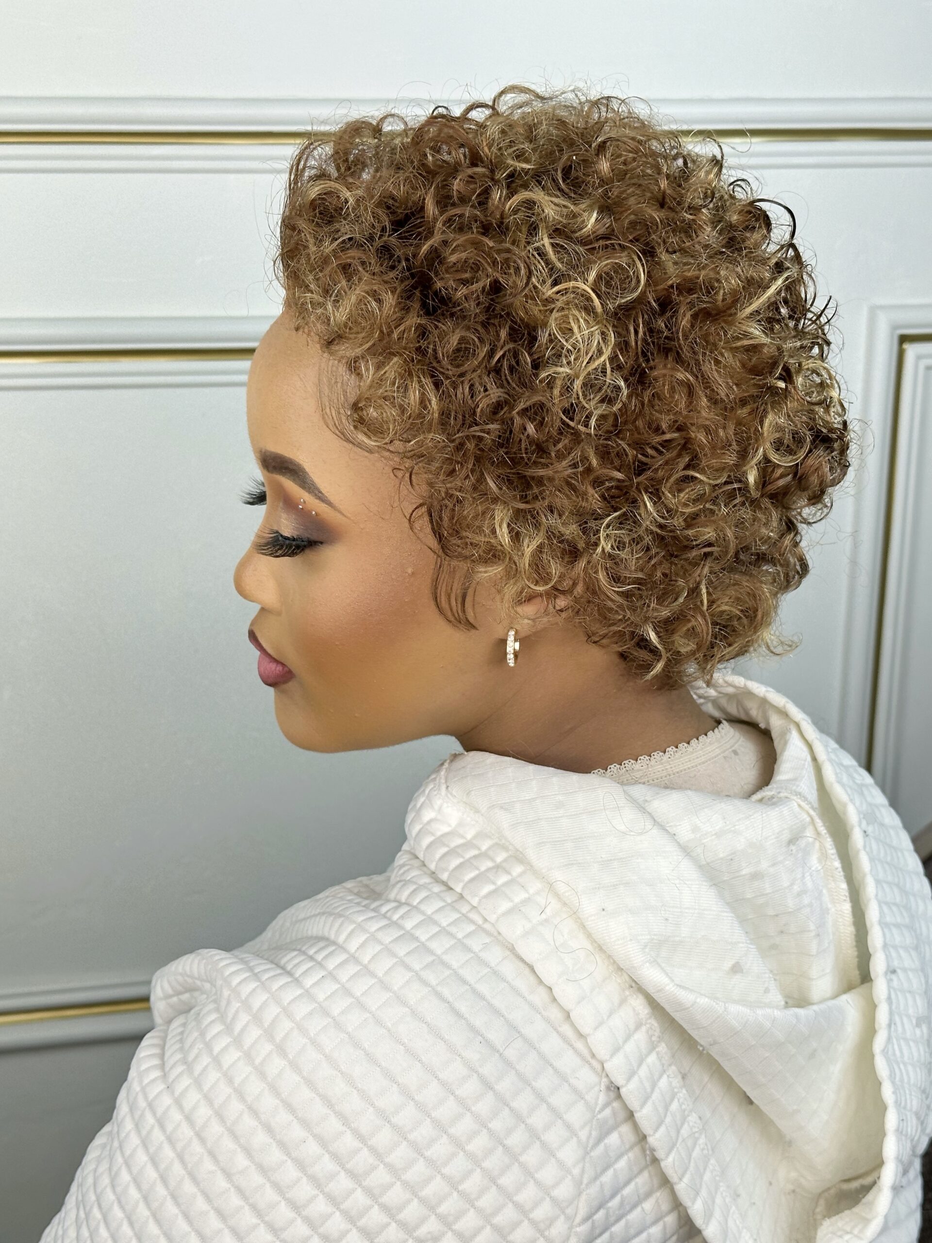 Celebrities with short curly hair styles | Short natural hair styles, Short  hair styles, Tapered natural hair