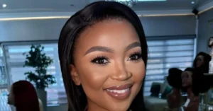 Read more about the article How to Care for Your Wig at Night (Complete Nighttime Wig Care Routine)